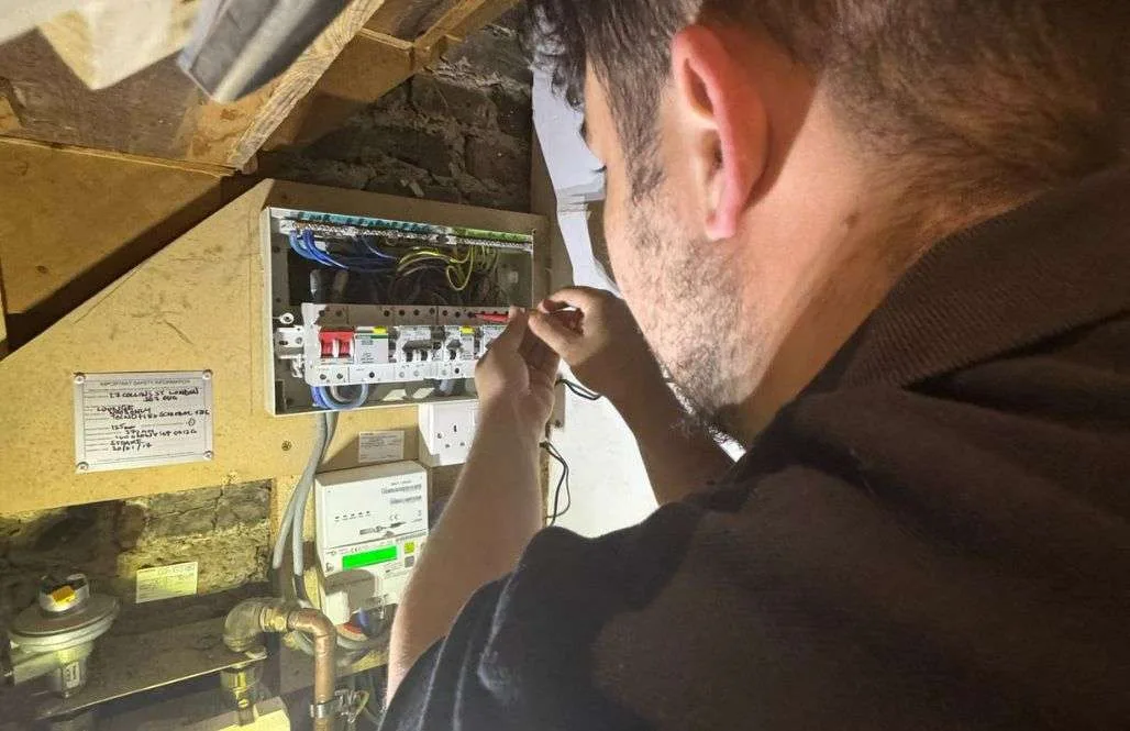 Commercial Electricians London - SPD’s & Surge Protection London - Fahri Electricians London.