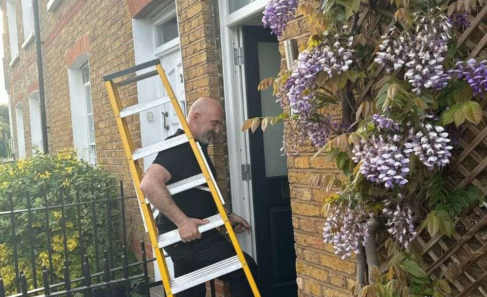 Your Trusted London Electricians – Back Doing What We Love – Why We Relaunched – Fahri Electricians London Your Trusted London Electricians - Back Doing What We Love – Why We Relaunched - Fahri Electricians London