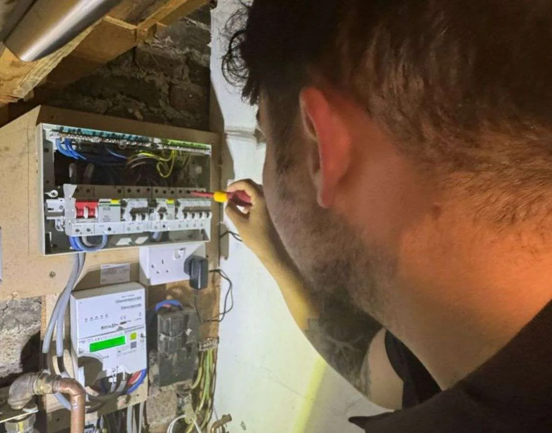 How to Prepare Your London Home for an Electrical Inspection – Book an Electrical Inspection – Fahri Electricians How to Prepare Your London Home for an Electrical Inspection - Book an Electrical Inspection - Fahri Electricians