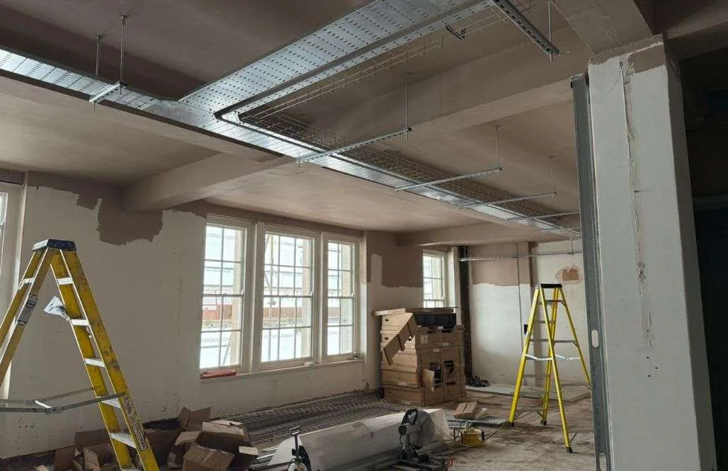 London commercial electrical contractors – containment close-up